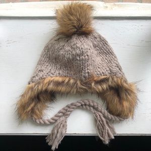 American Eagle Faux Fur Winter Hat